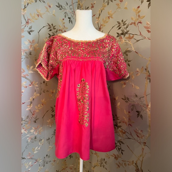 Tops - Gorgeous Embroidered Mexican Top in Bright Pink Size Large
